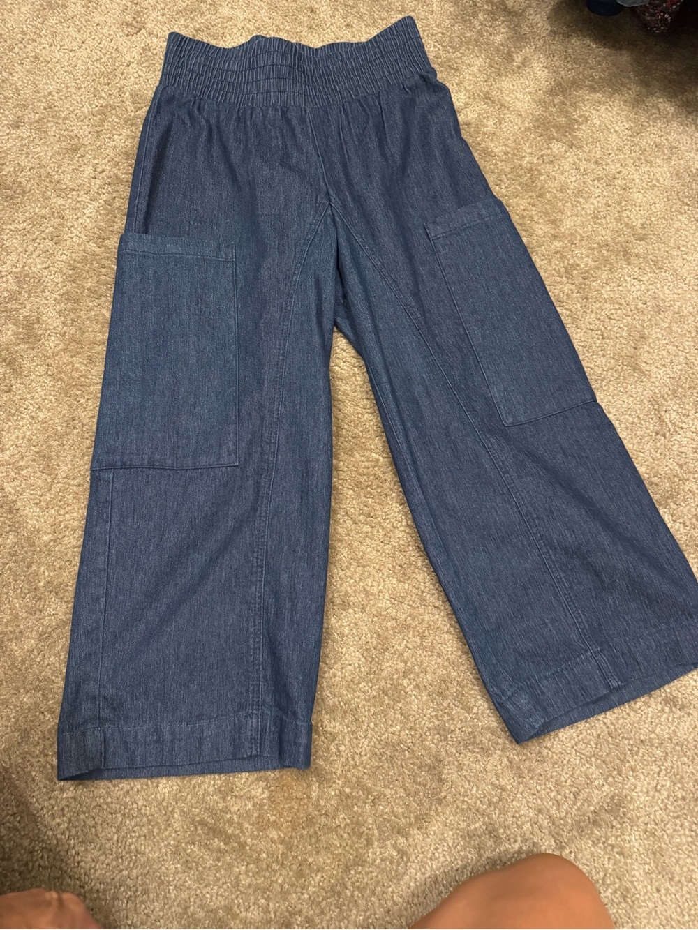 Women’s Wide-Leg Elastic-Waist Chambray Pants - Blue